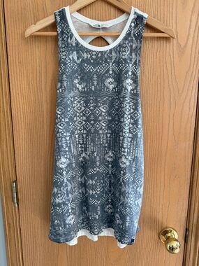 THE NORTH FACE Gray Aztec Tribal Print Open Back Athletic Tank Top Women Size L